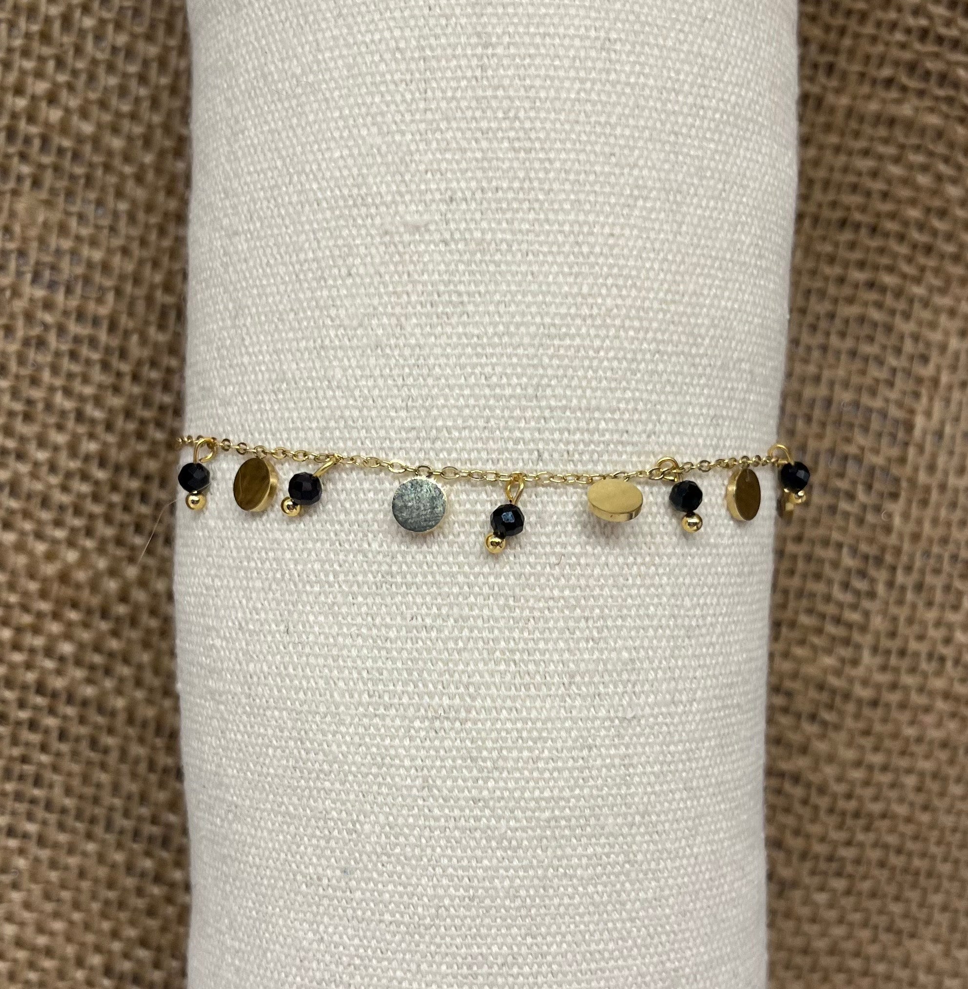 Bracelet - Perles Noire / Cercles Or