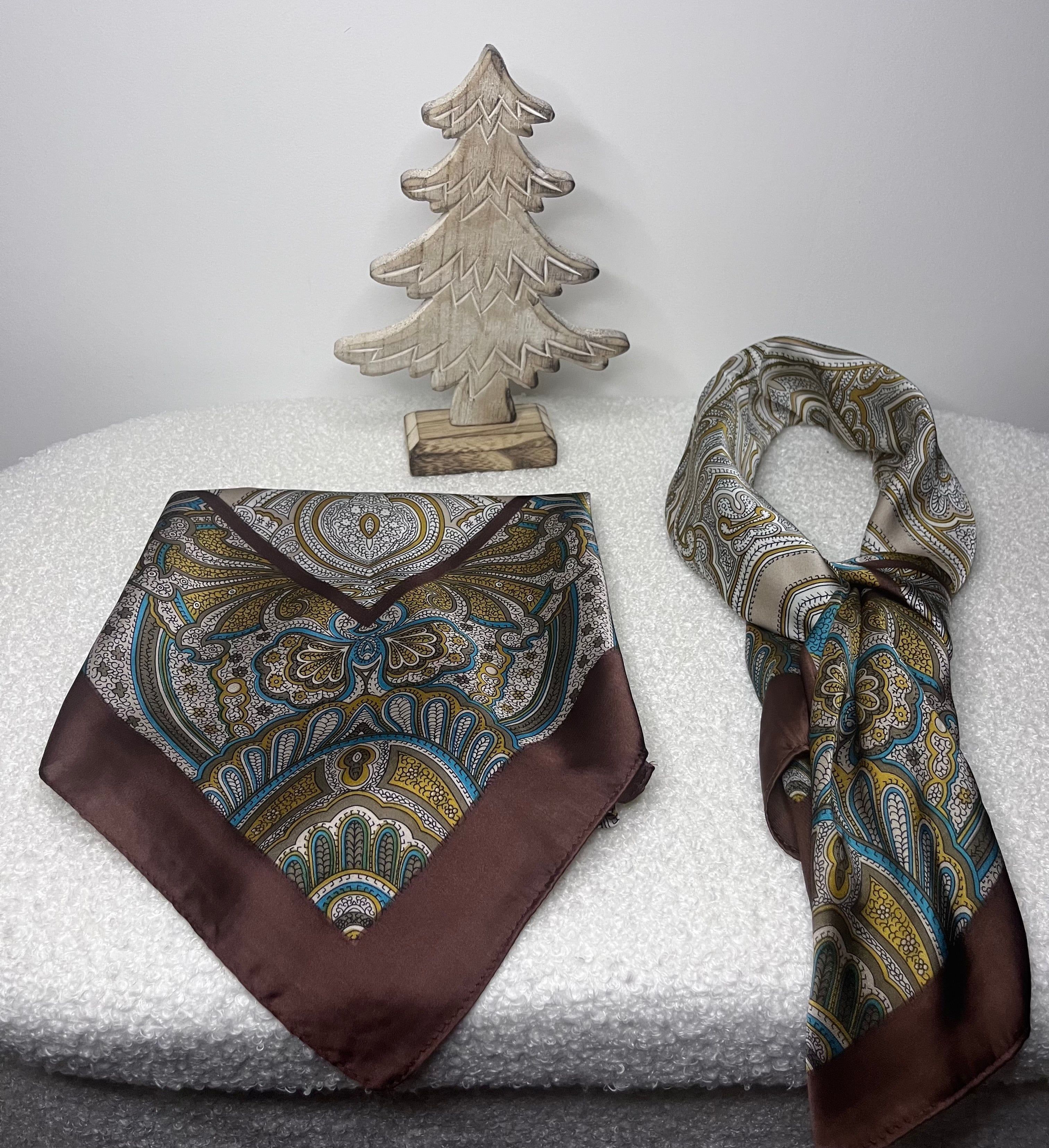 Foulard Paisley Doré